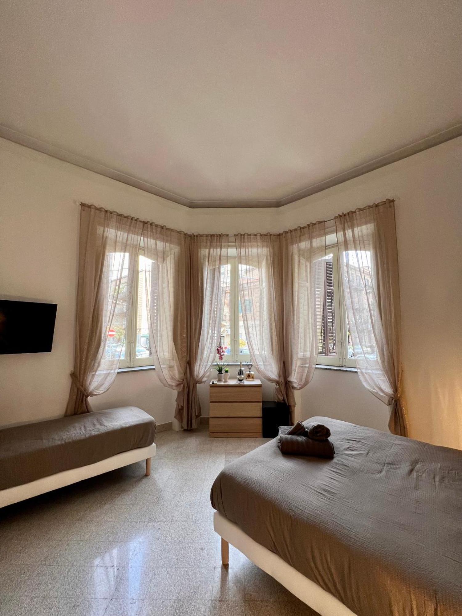 Aristocasa B&B Luxury Rooms Palermo Esterno foto